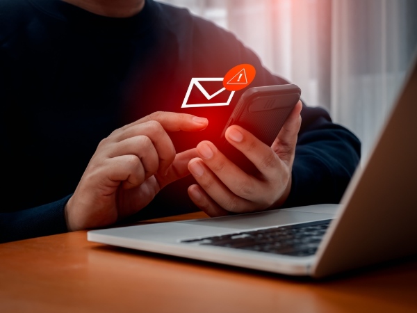 7 Best Free SMS Trackers Without Installing on the Target Phone